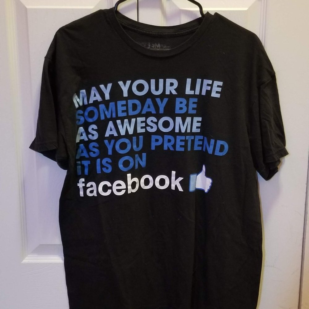 Facebook Graphic Tee